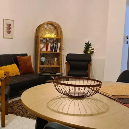 Fori's Nest / Skg Apartment Thessaloniki