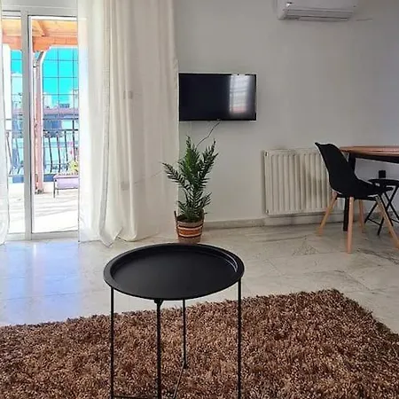 Apartment Fori's Nest / Skg Thessaloniki